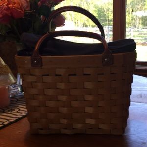 Basket purse